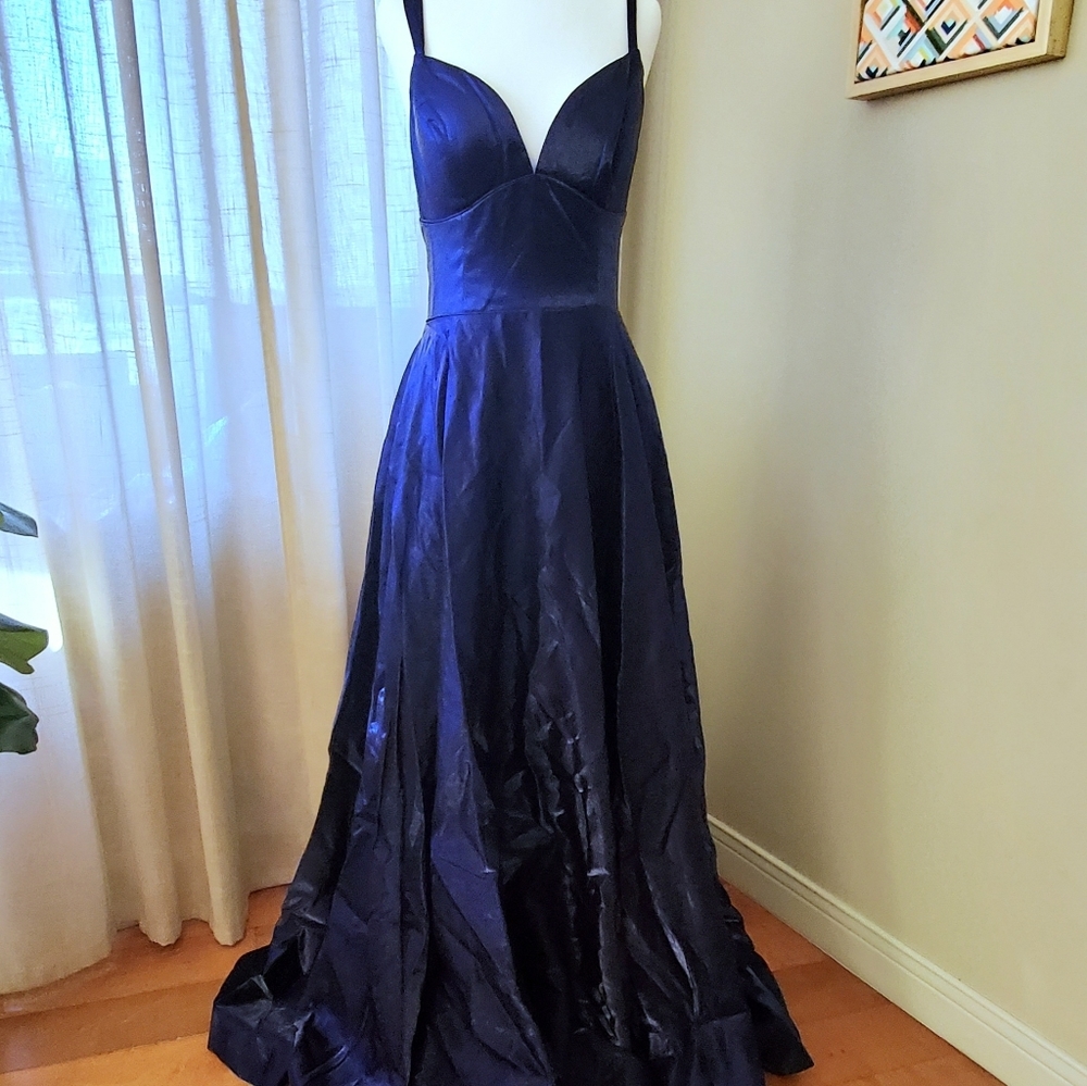 Evening formal prom dress size 6